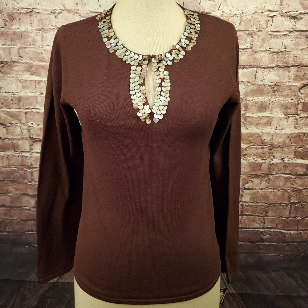 Ladies Pullover Top (NWT)